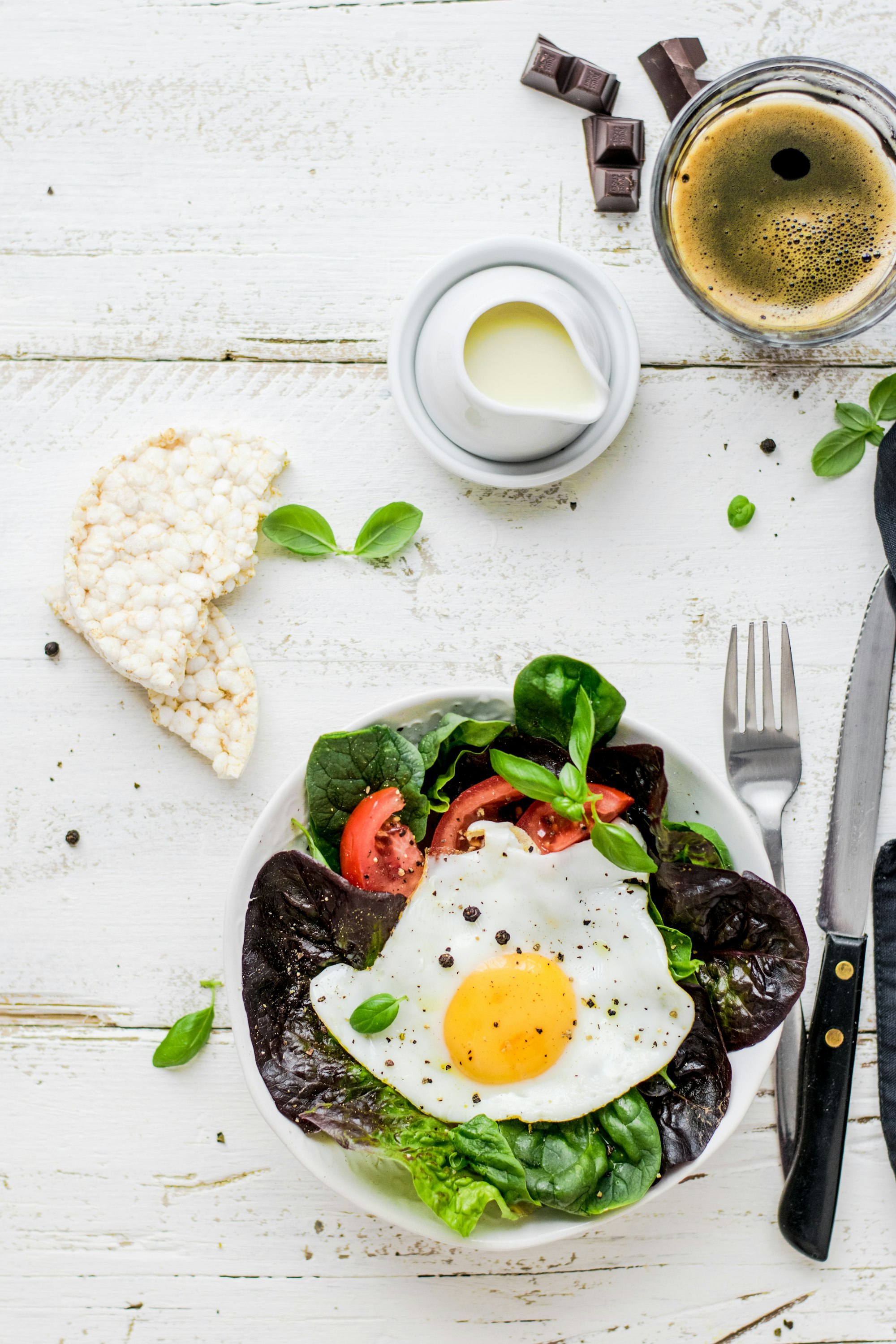 A fresh, balanced meal representing physician-led, lab-tracked care